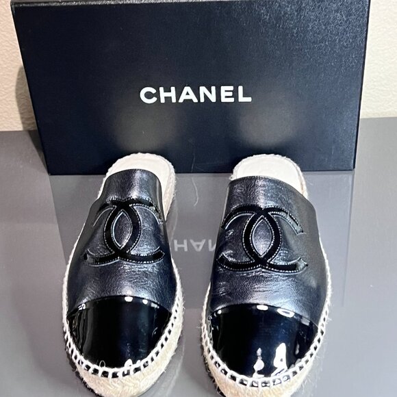 CHANEL Black Patent CC Backless Double Sole Espadrille Slide Mule Flat 41 - Picture 8 of 11